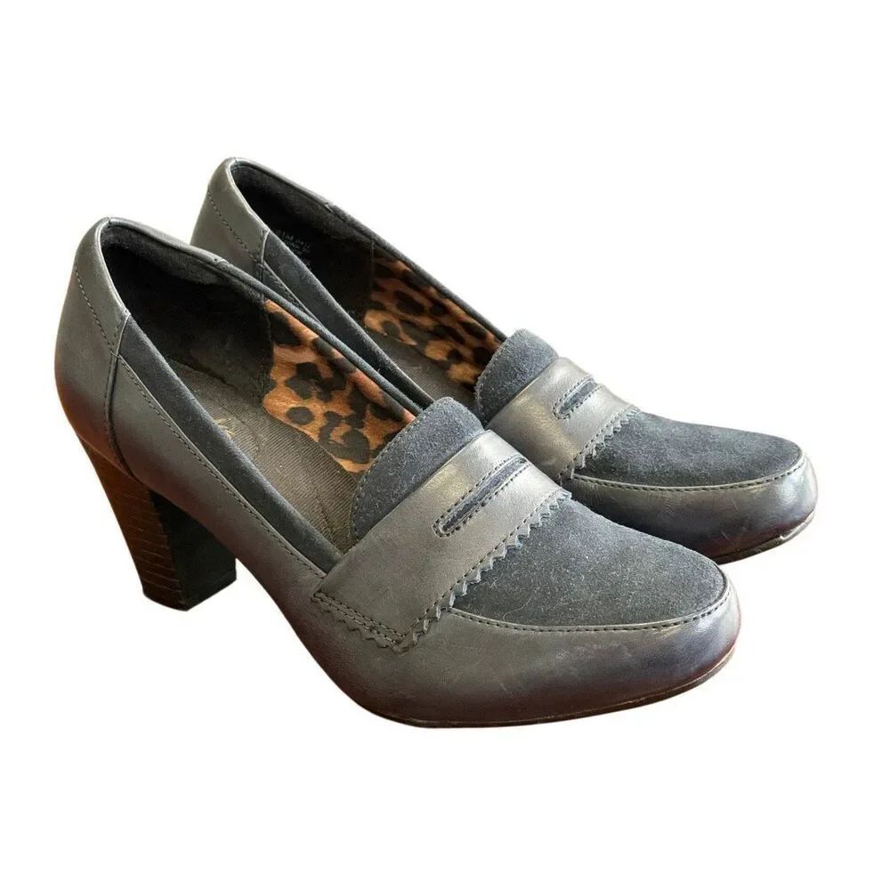 Clarks Bendables Navy Leather & Suede Penny Loafer Block Heel Pumps Sz. 6.5